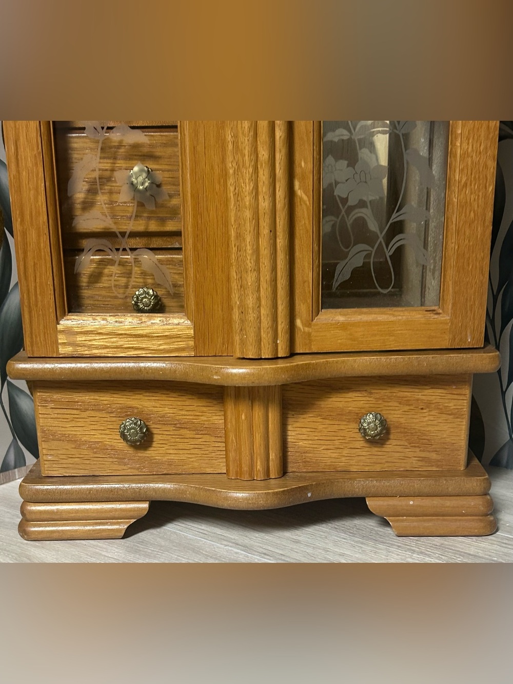 Vintage Wood Jewelry Armoire - Picture 4 of 14